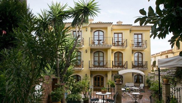 Interior detail - La Masieta Hotel Restaurant (Creixell)