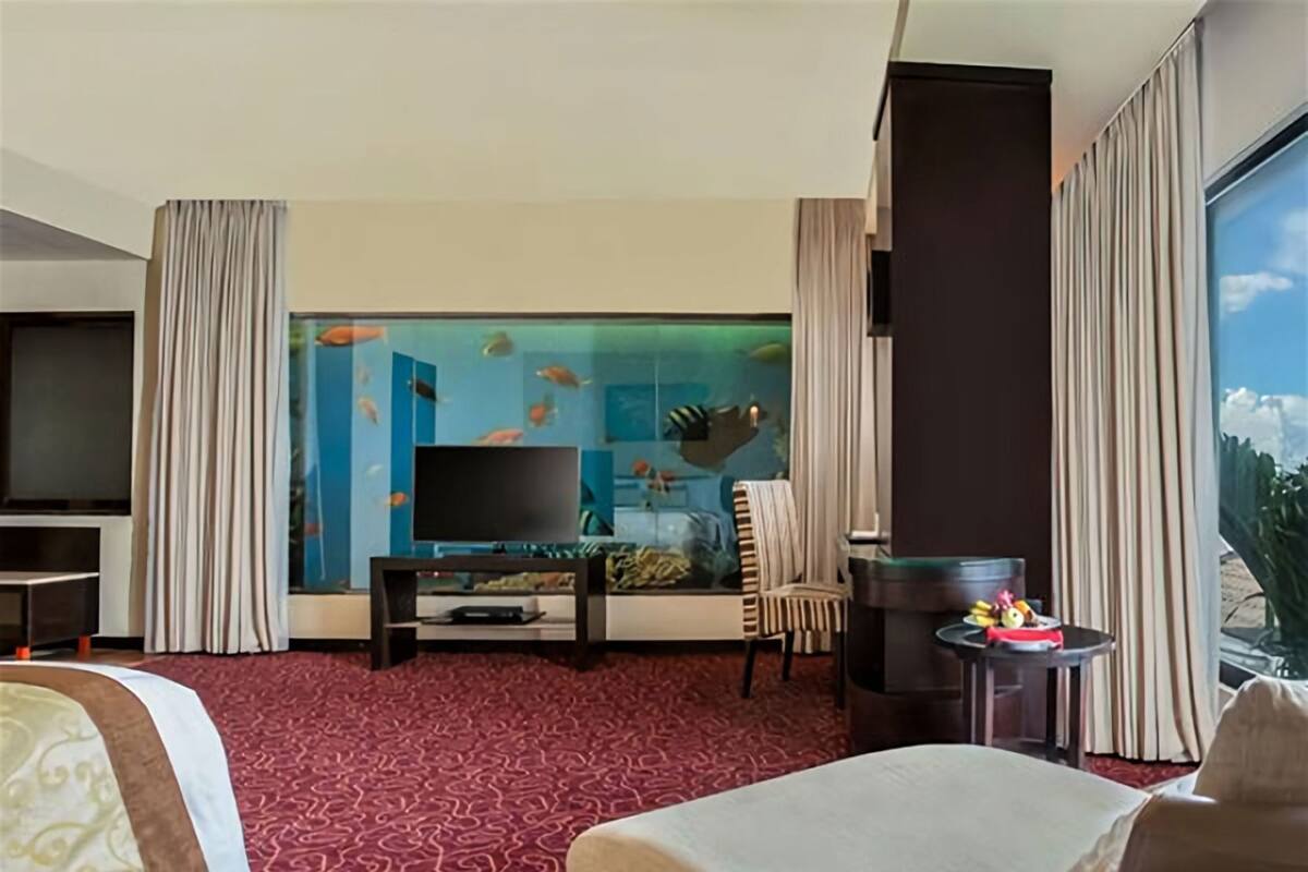 Hochwertige Bettwaren, Minibar, Zimmersafe, Schreibtisch