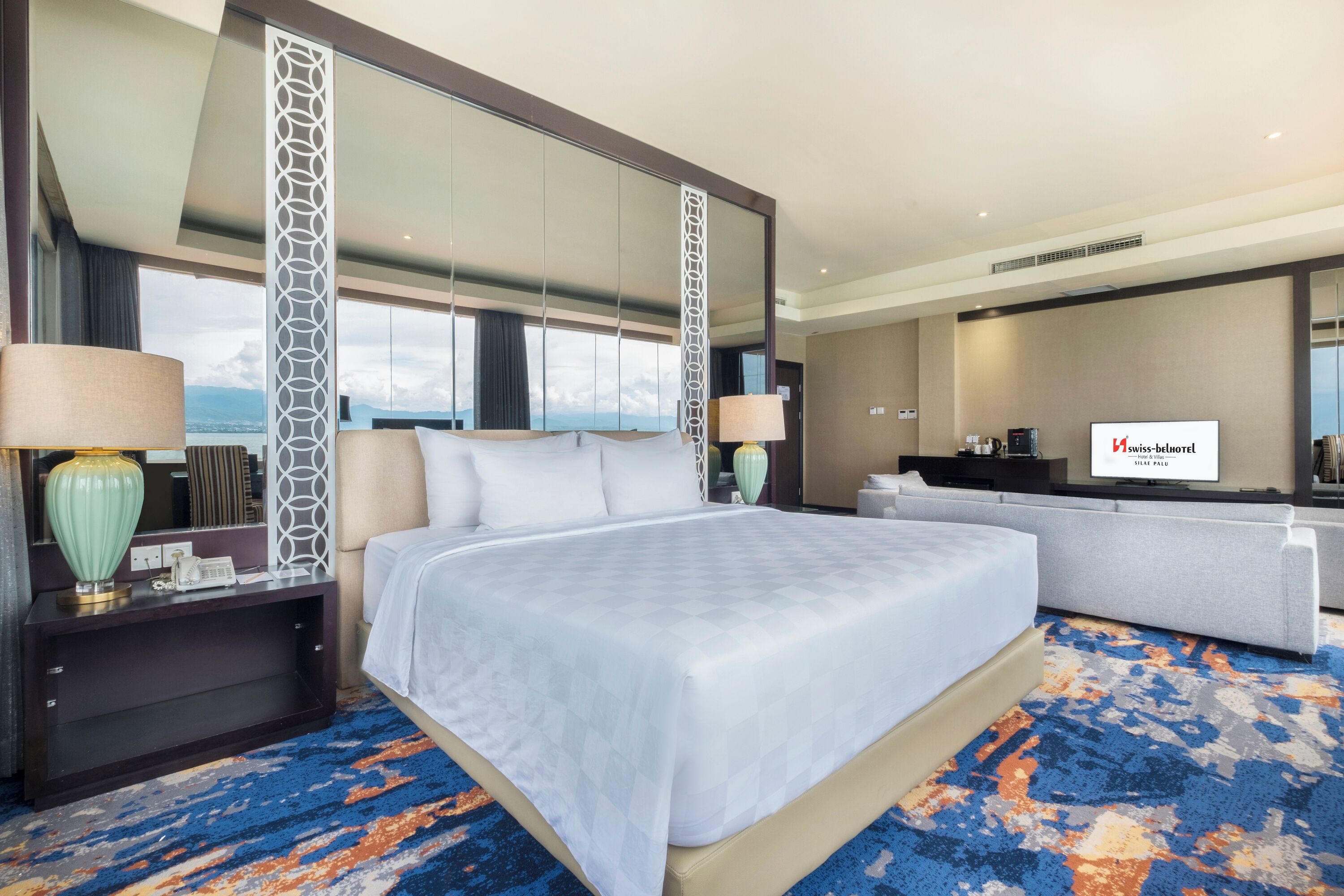 Executive Suite Hotel