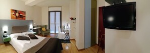 Standard Double Room | Down duvets, in-room safe, desk, soundproofing - MiHotel  (Milan)