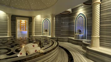 Behandlungsräume für Paare, Sauna, Whirlpool, Dampfbad
