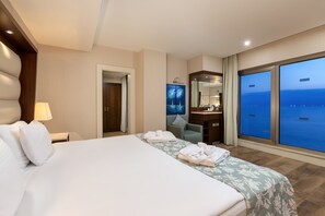 Suite Sea View | Biancheria da letto di alta qualità, minibar, cassaforte in camera