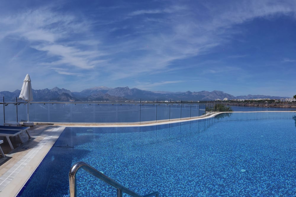 Ramada Plaza by Wyndham Antalya