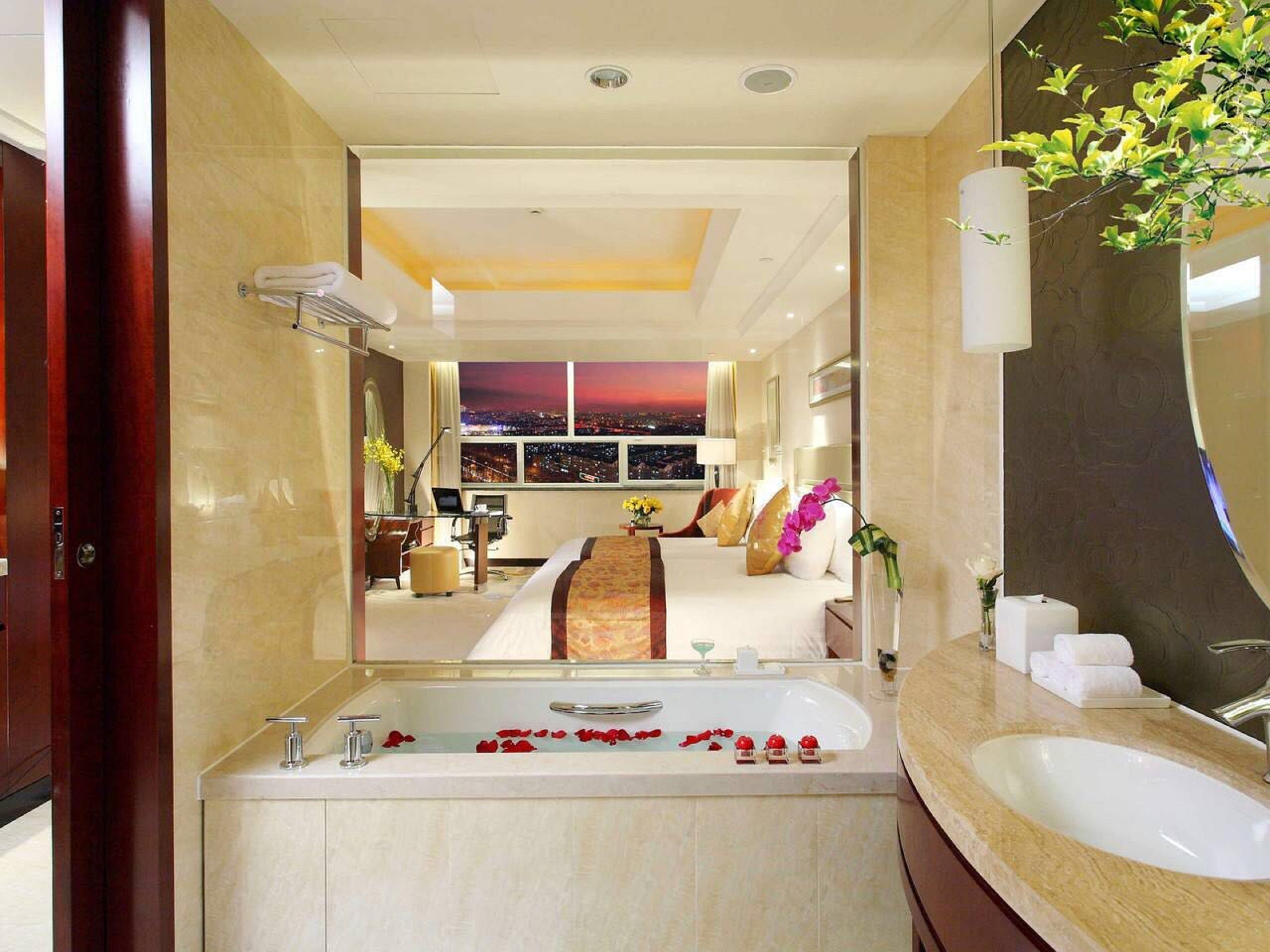 rainfall showerhead, free toiletries, hair dryer, bathrobes