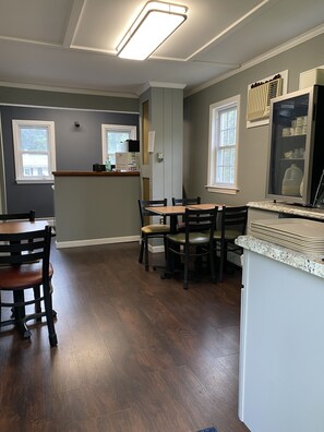 Reception - The Villager Motel (Williamstown)