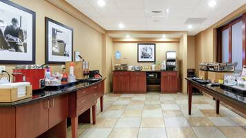 Free daily continental breakfast