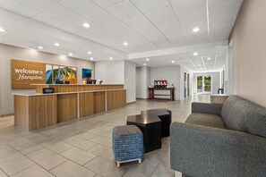 Lobby - Hampton Inn & Suites Port Richey (Port Richey)