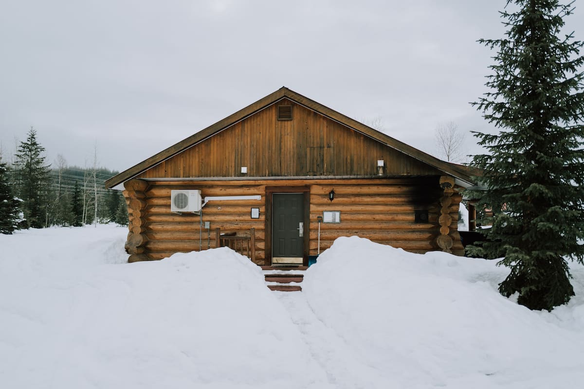 Family Cabin, 2 Bedrooms, Kitchenette (Not Pet Friendly) | 6 bedrooms, blackout drapes, free WiFi, bed sheets
