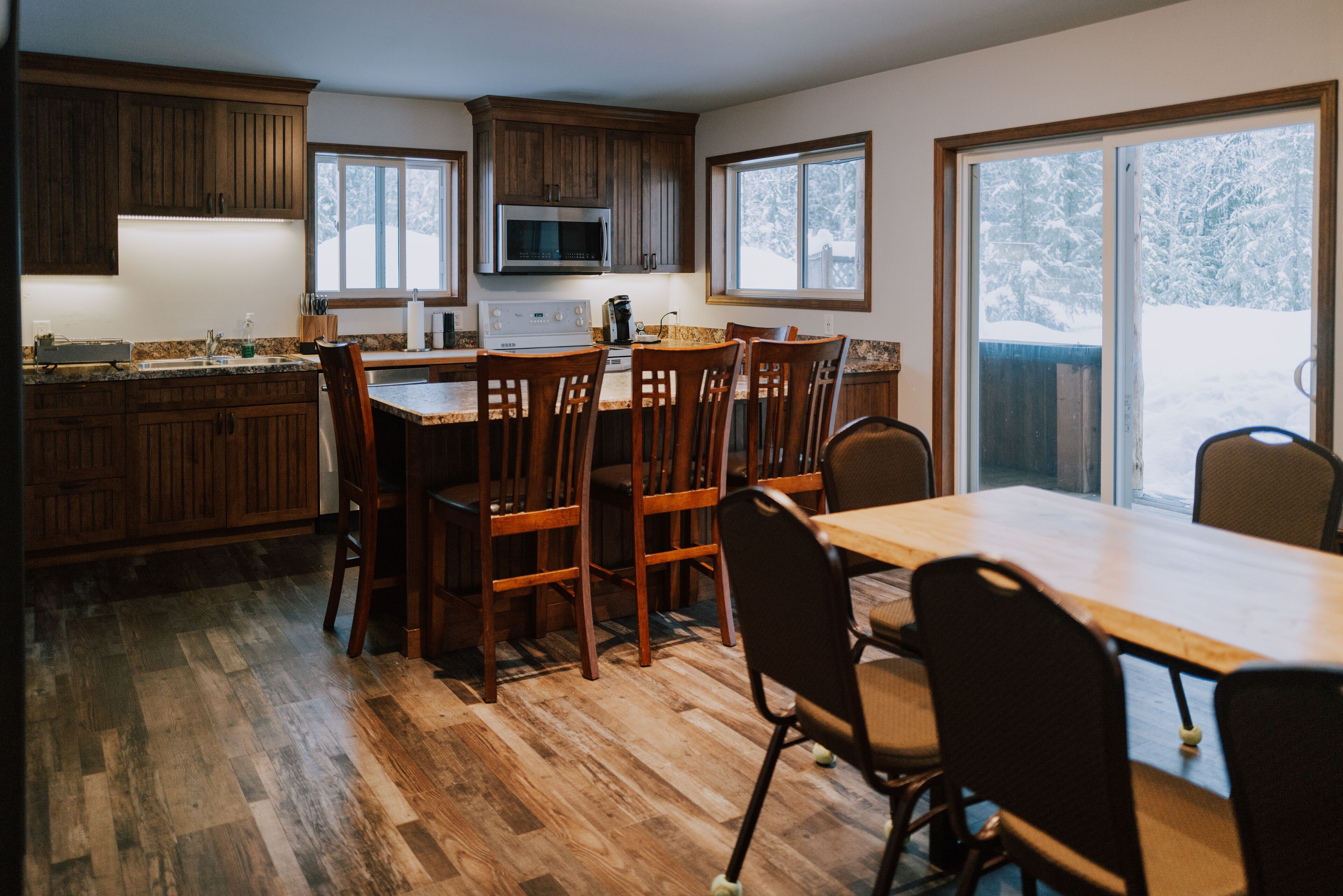 Maison | Rideaux d’obscurcissement, accès au Wi-Fi (inclus), literie fournie