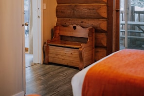 Chalet, Meerdere bedden, kitchenette (pet friendly) | Uitzicht vanuit de kamer