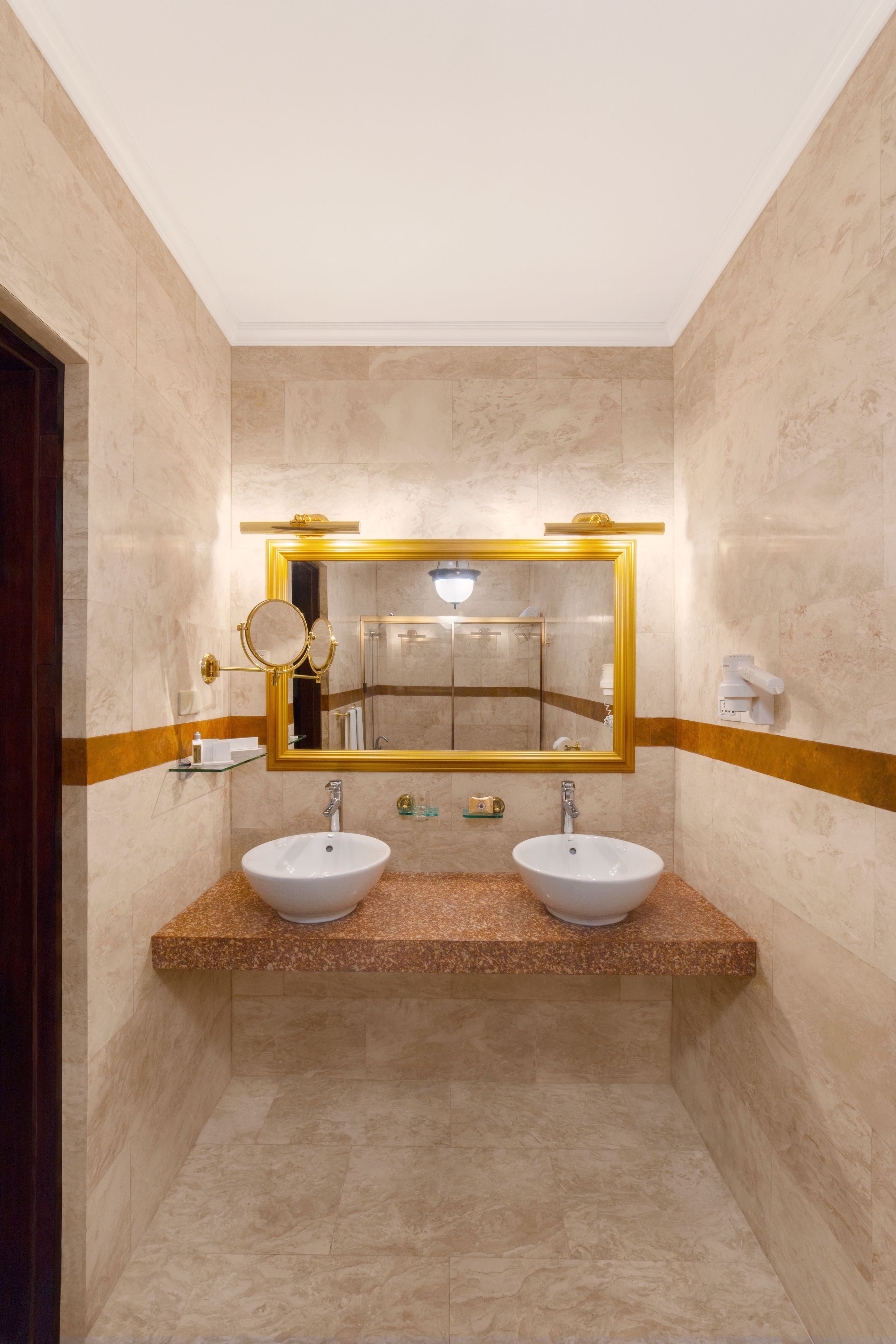 premier double room, 1 king bed, pool view, sea facing | bathroom | shower, designer toiletries, hair dryer, bathrobes