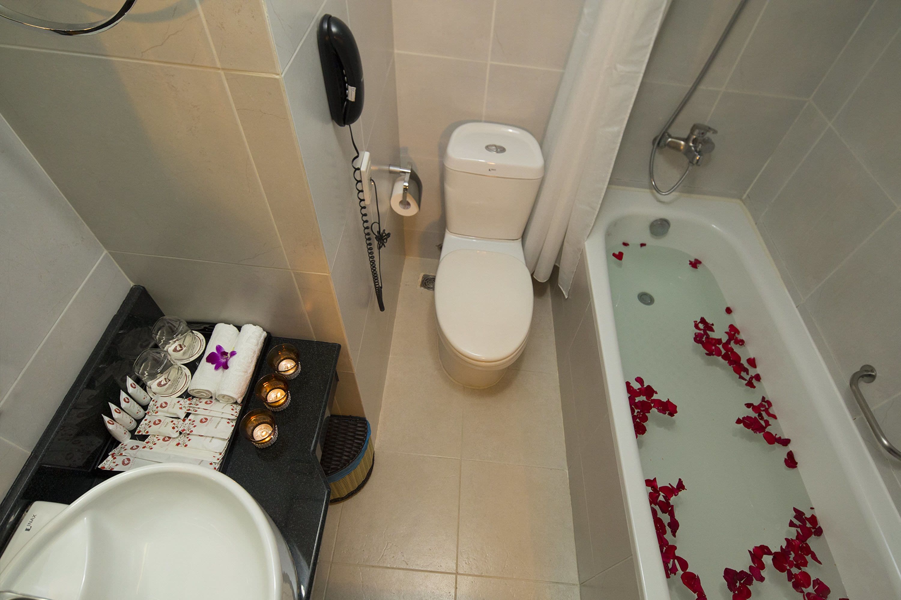 Photo - Vien Dong Hotel - Near Bui Vien Walking Street