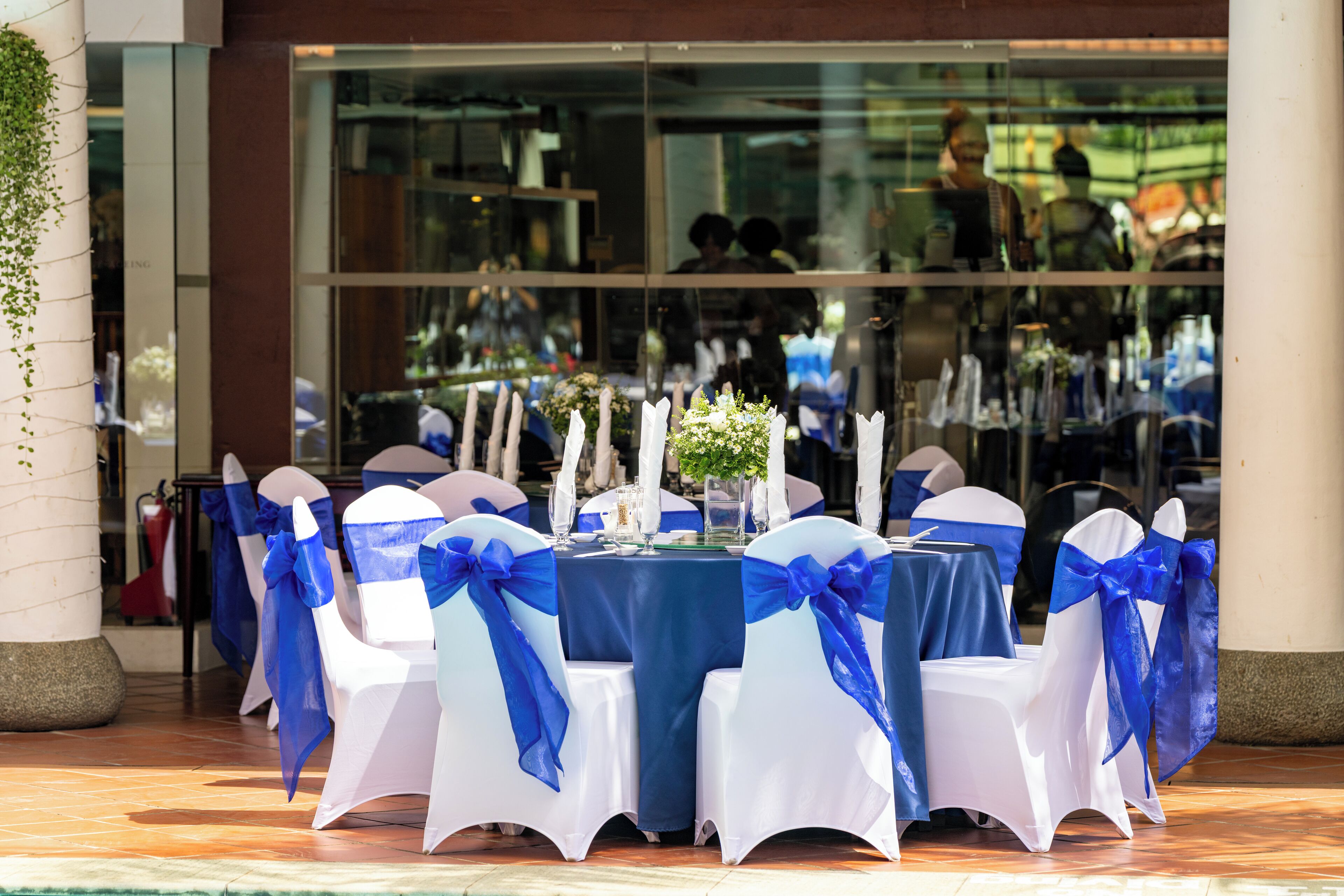 outdoor banquet area