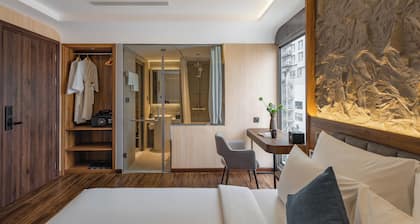 Kin Hotel Thai Van Lung