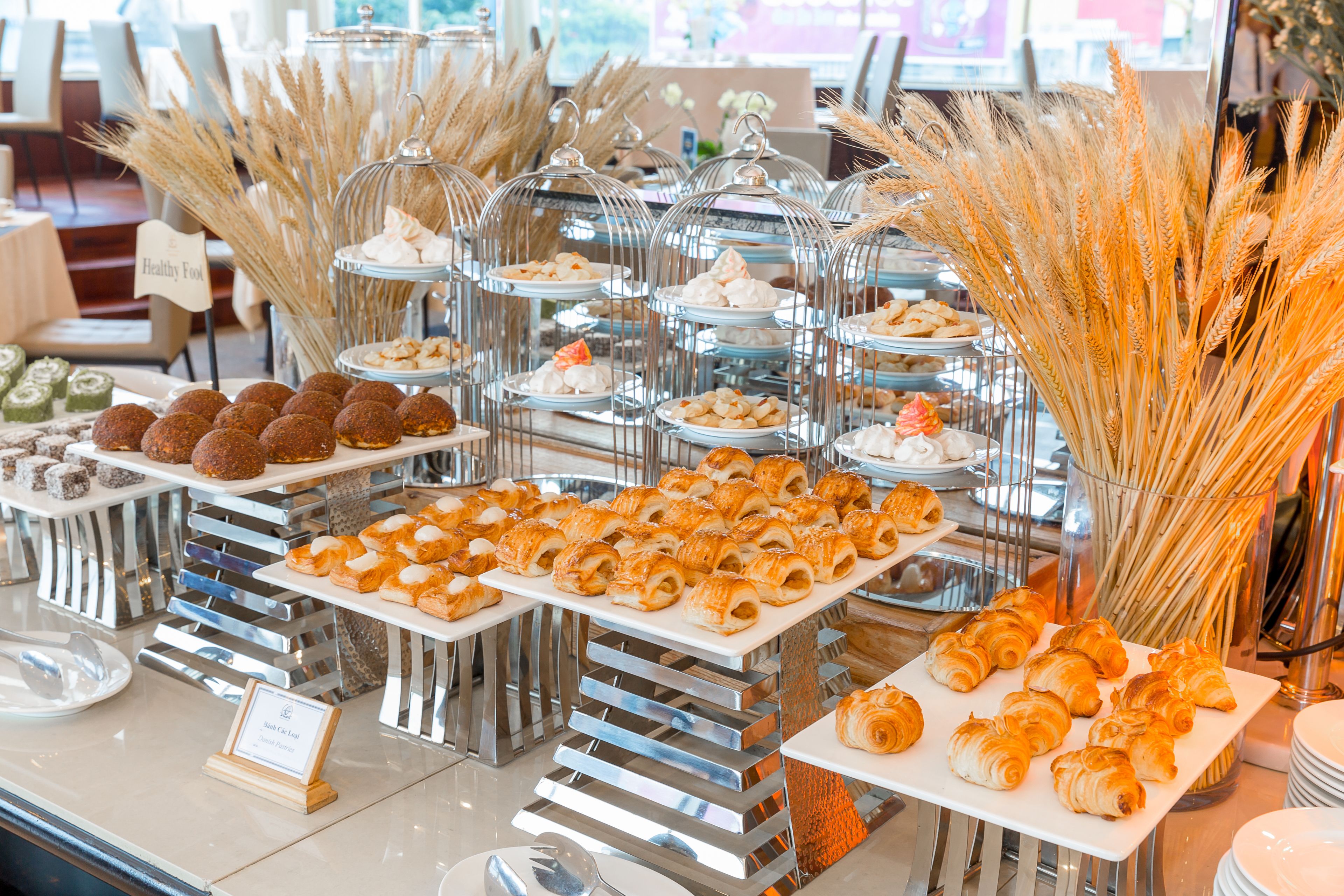 Free daily local cuisine breakfast