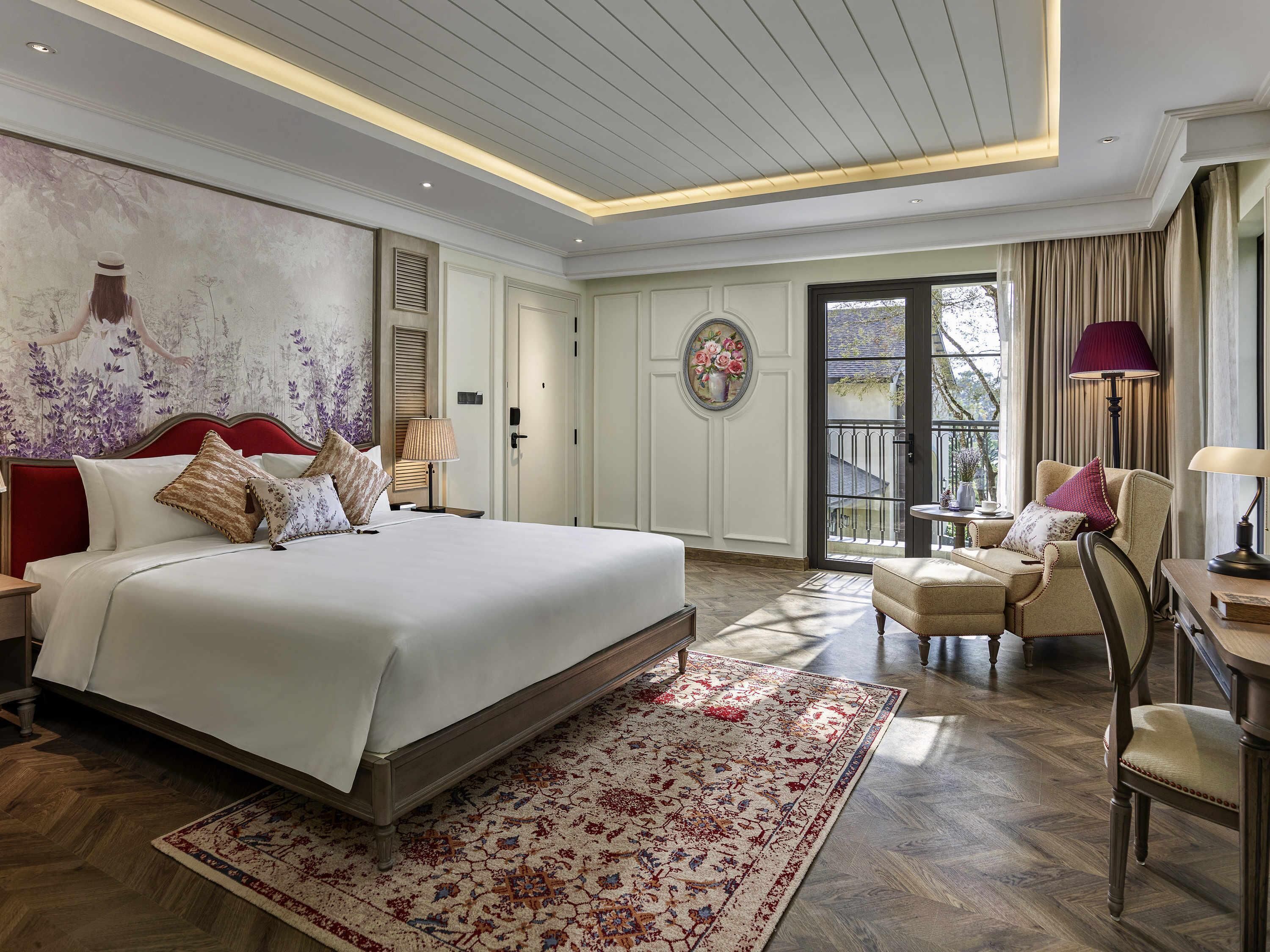 Cubrecamas, minibar, caja de seguridad en la habitación y escritorio 