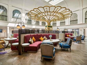 Serves lunch and dinner - Mercure Dalat Resort (Da Lat)