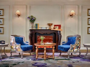 Serves lunch and dinner - Mercure Dalat Resort (Da Lat)