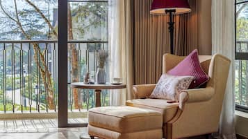 Down duvets, minibar, in-room safe, desk