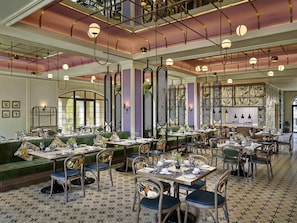 Breakfast, lunch and dinner served - Mercure Dalat Resort (Da Lat)