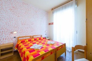 Double Room | In-room safe, cots/infant beds, free WiFi - Hotel Losanna (Rimini)