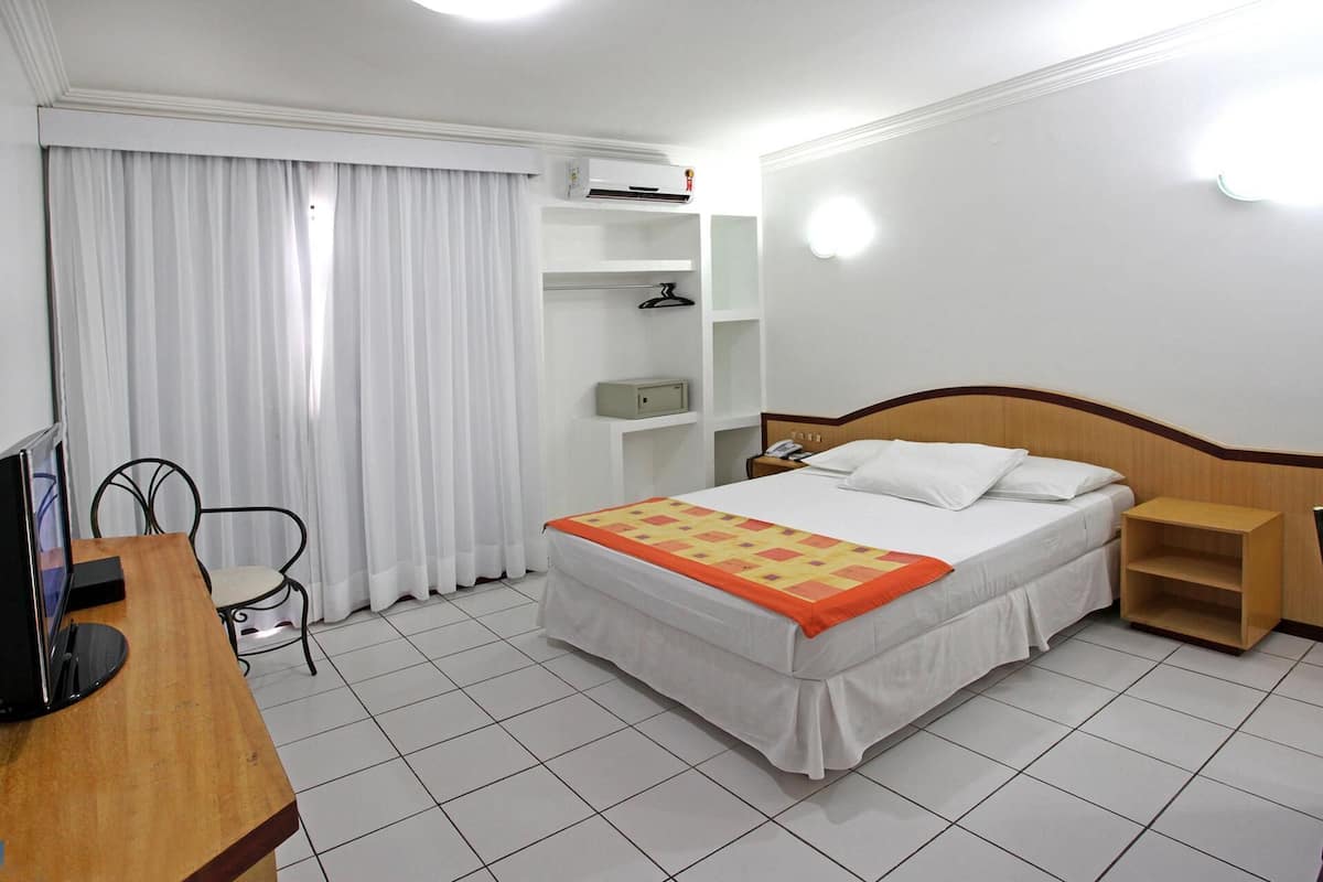 Minibar, tende oscuranti, Wi-Fi gratuito, lenzuola