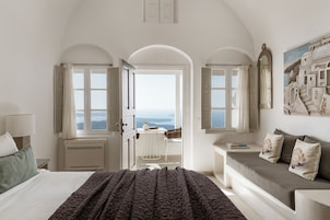 Egyptian cotton sheets, premium bedding, pillowtop beds, minibar