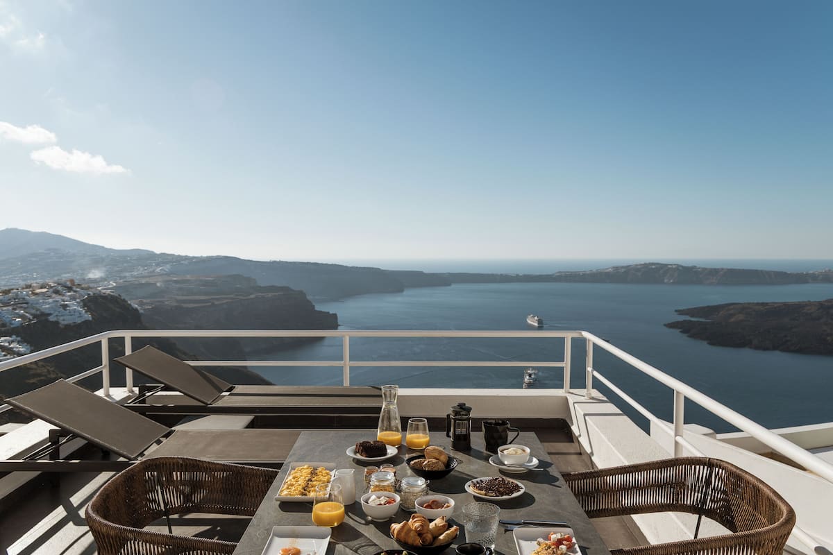 Loft Suite with Panoramic View | 2 bedrooms, Egyptian cotton sheets, premium bedding, pillowtop beds