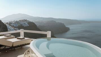Suite Majestueuse, vue mer (Plunge Pool, Caldera View) | Terrasse/Patio