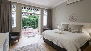 Ảnh chưa phân loại, 2 trong số 35 ảnh, nút