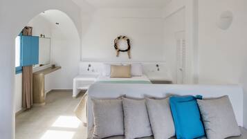 Suíte família | Cofres nos quartos, individualmente decorados, Wi-Fi de cortesia