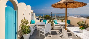 Alizea Villas & Suites