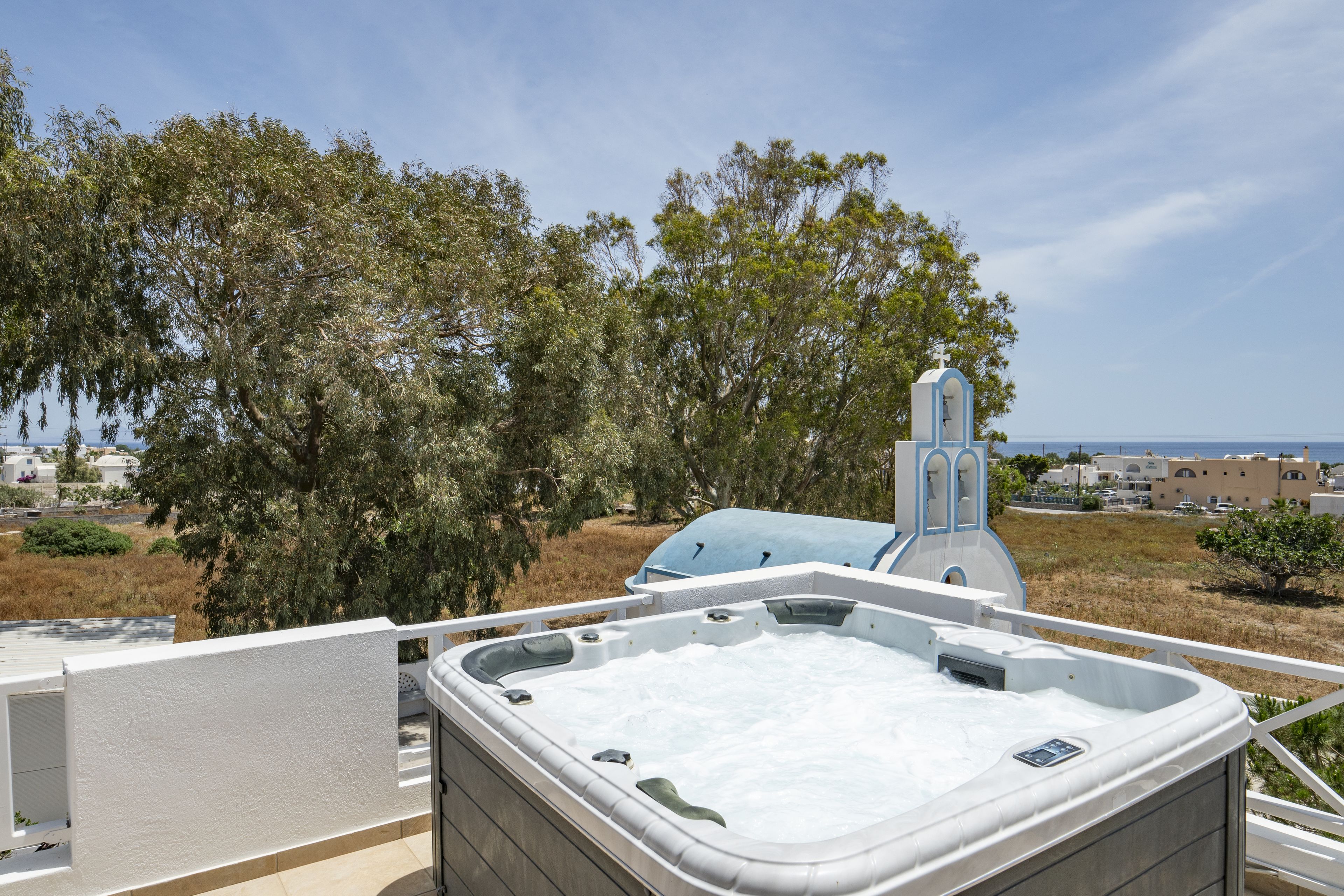 honeymoon villa, jetted tub, sea view | premium bedding, in-room safe, soundproofing, iron/ironing board