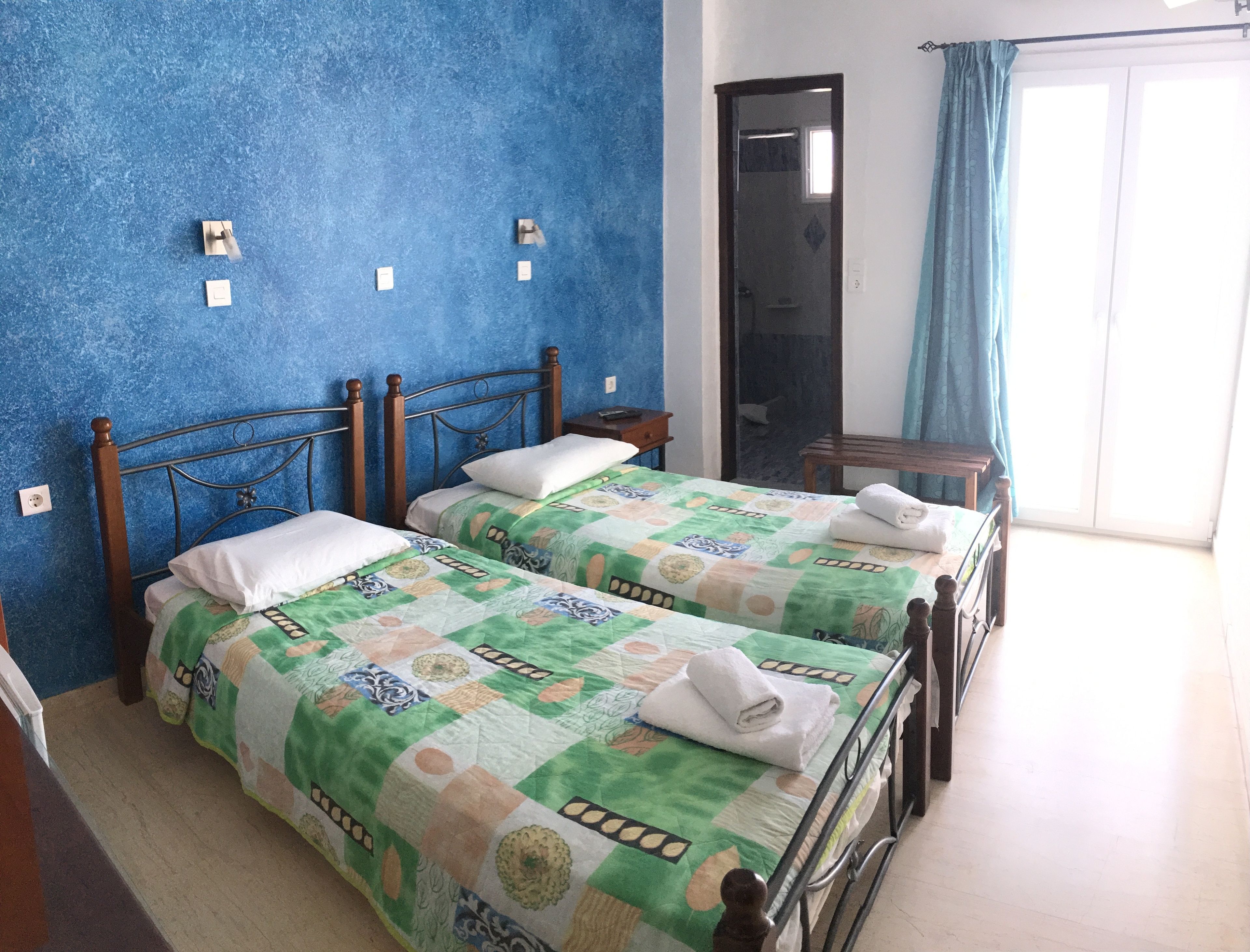 standard room | iron/ironing board, free wifi, bed sheets