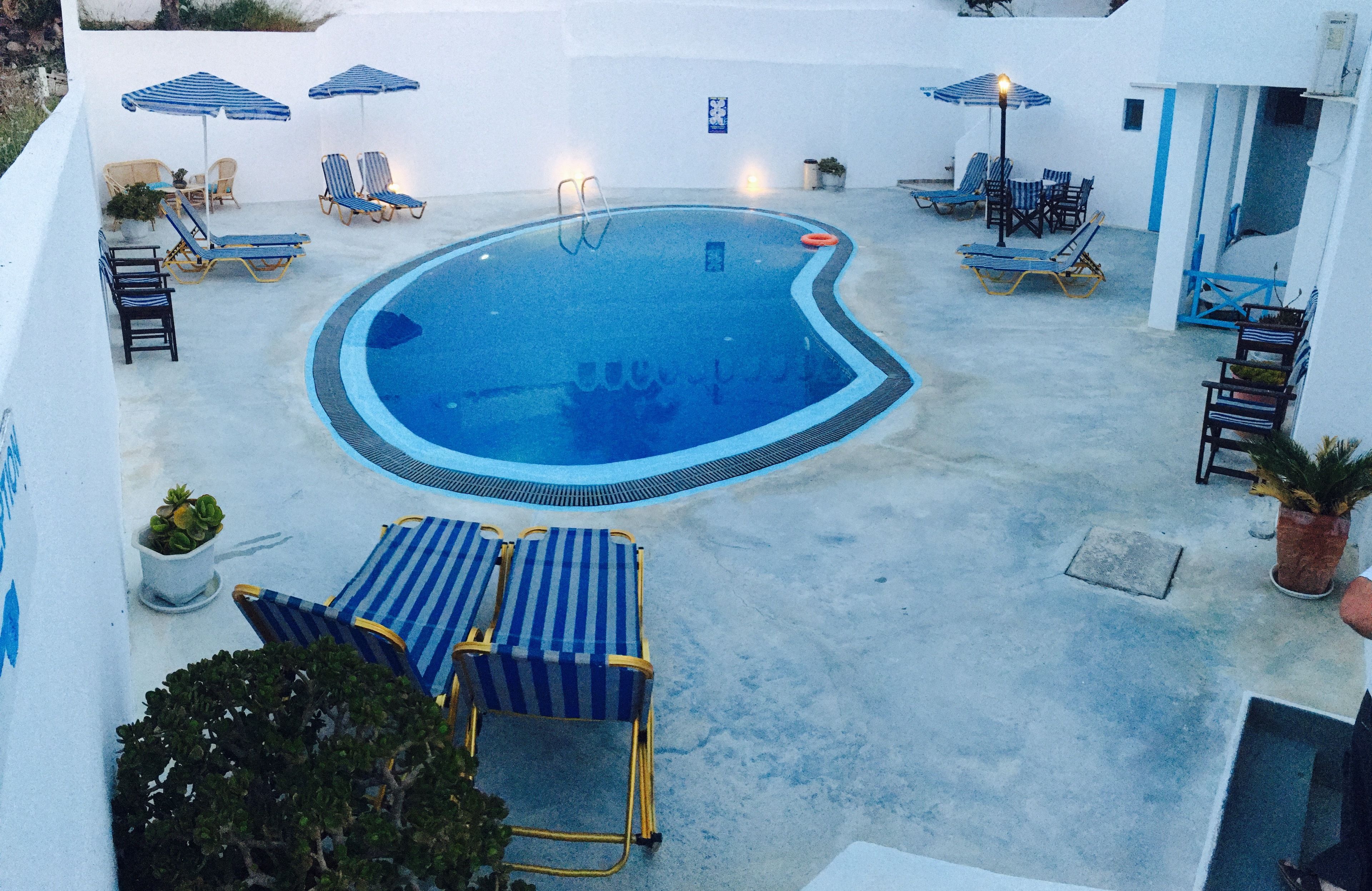 outdoor pool, pool loungers