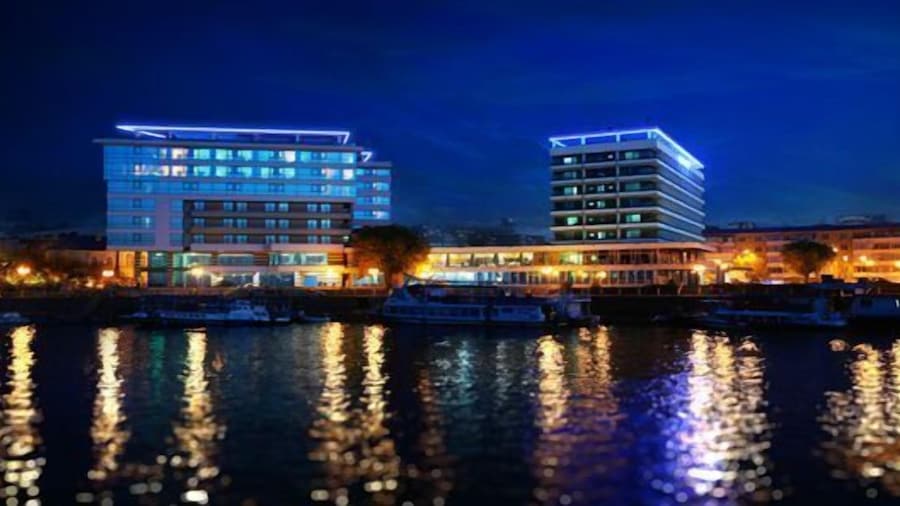 Delta 3 Hotel