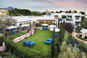 Fountain - Majeka House (Stellenbosch)