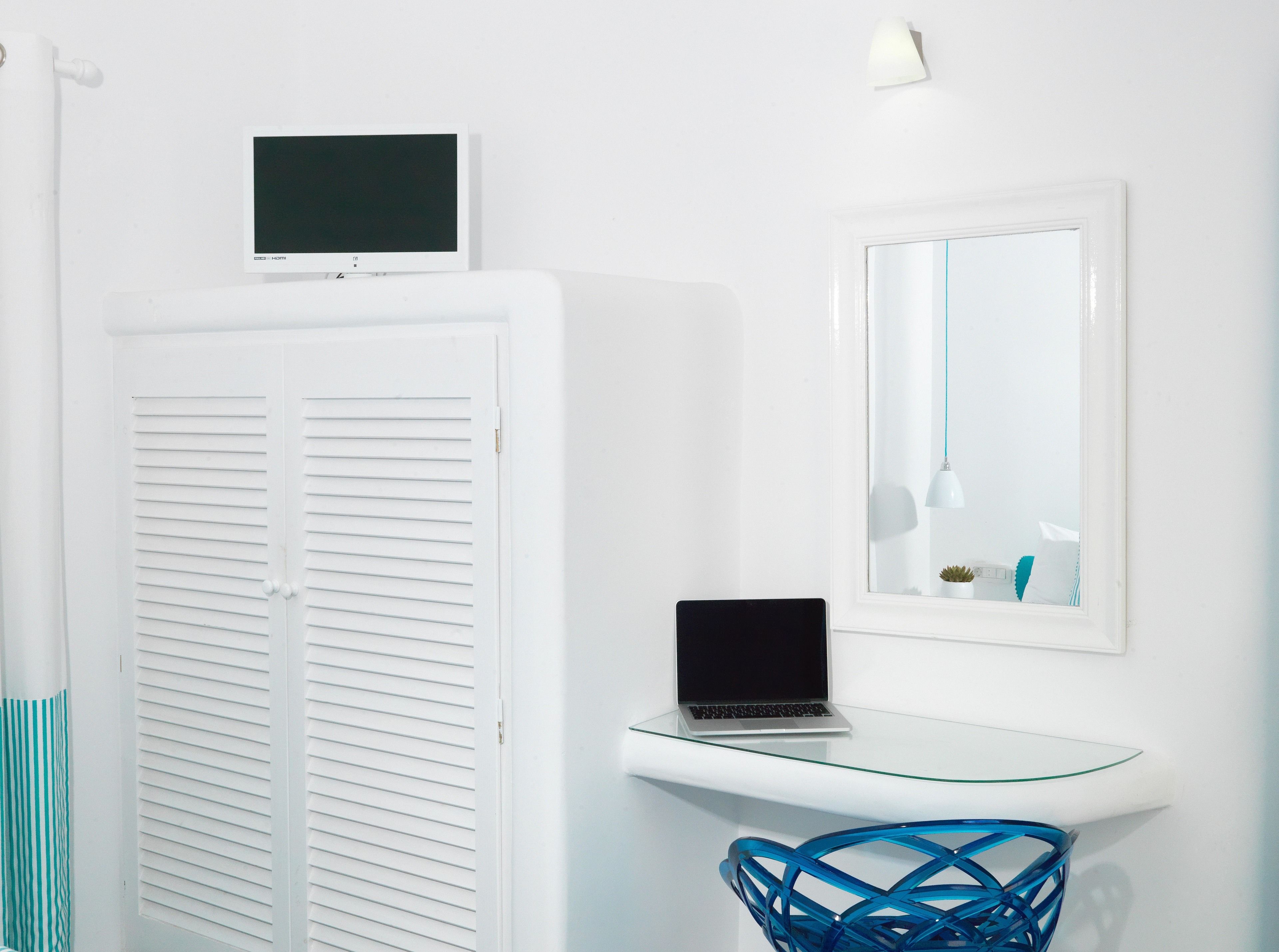 1 bedroom, frette italian sheets, pillow-top beds, minibar