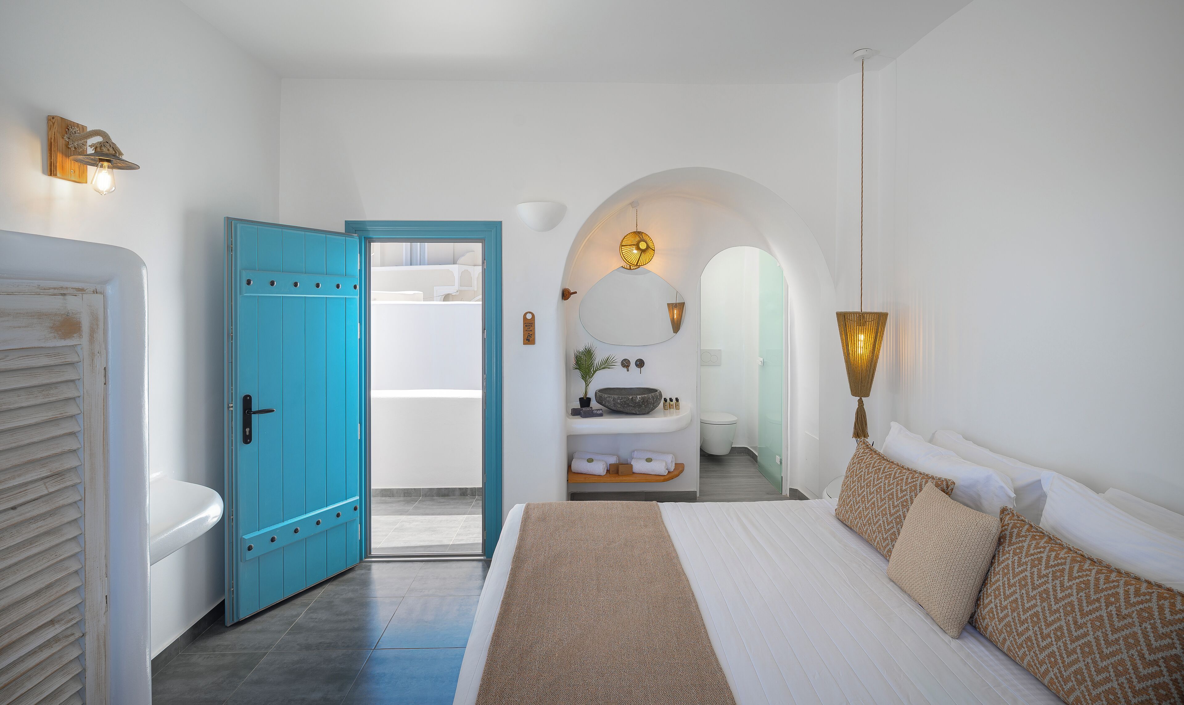 Junior Room | Frette Italian sheets, pillowtop beds, minibar, in-room safe