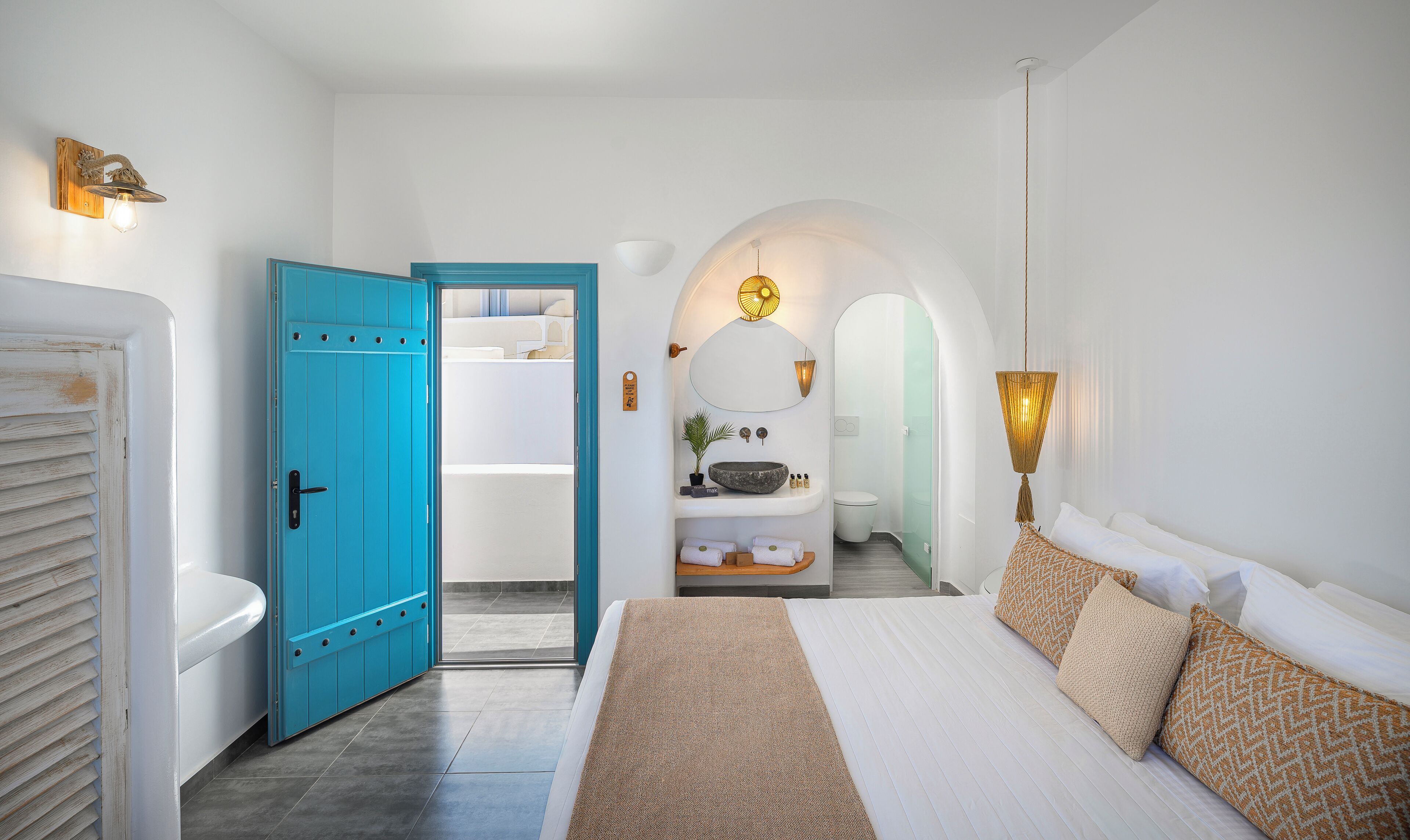 Draps italiens Frette, literie hypoallergénique, surmatelas, minibar