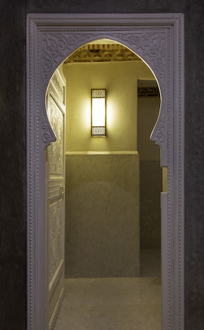 Senior Suite, 1 Bedroom | Spa