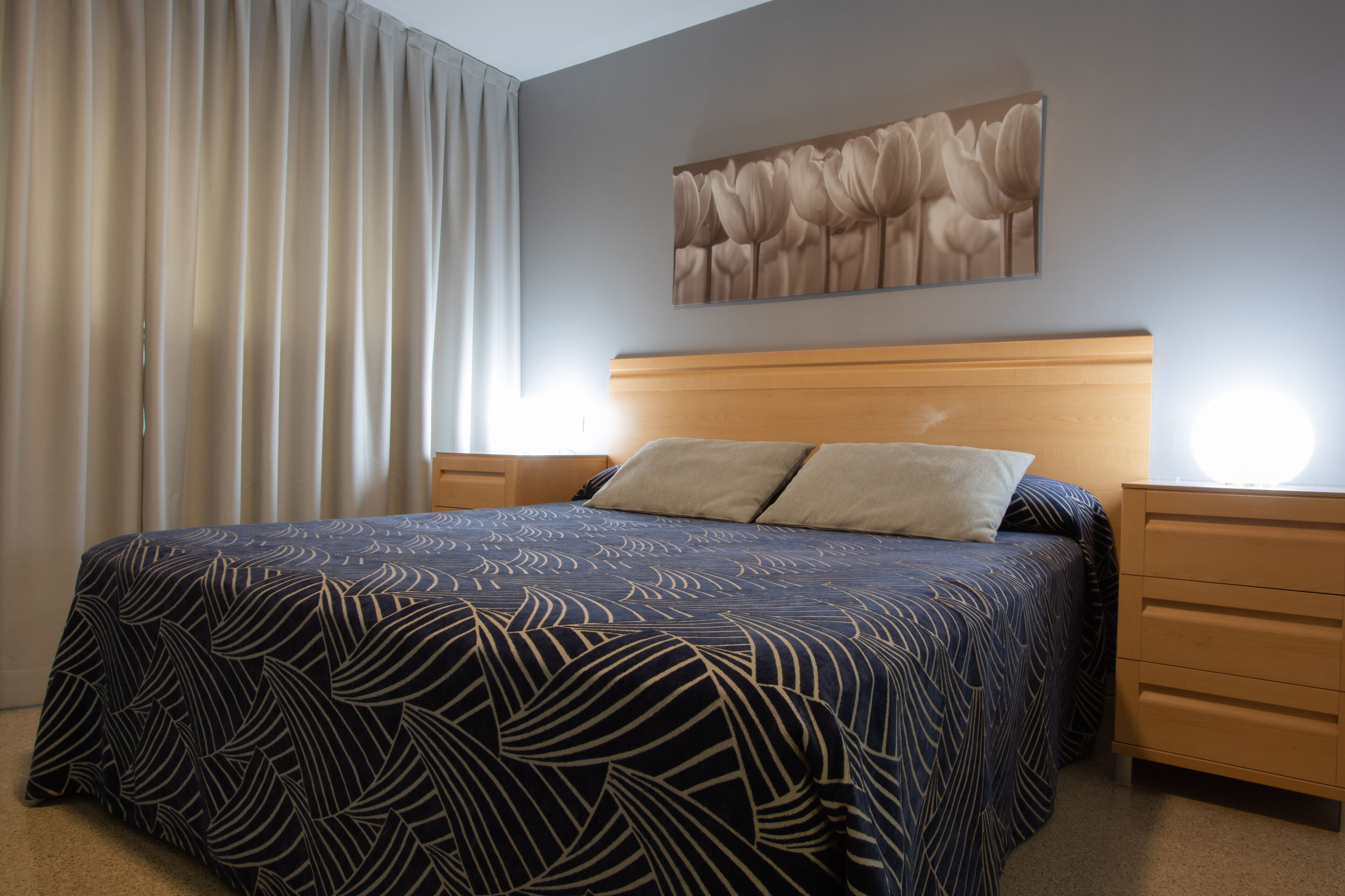 Habitación doble superior | Escritorio, cunas gratuitas, wifi gratis y ropa de cama