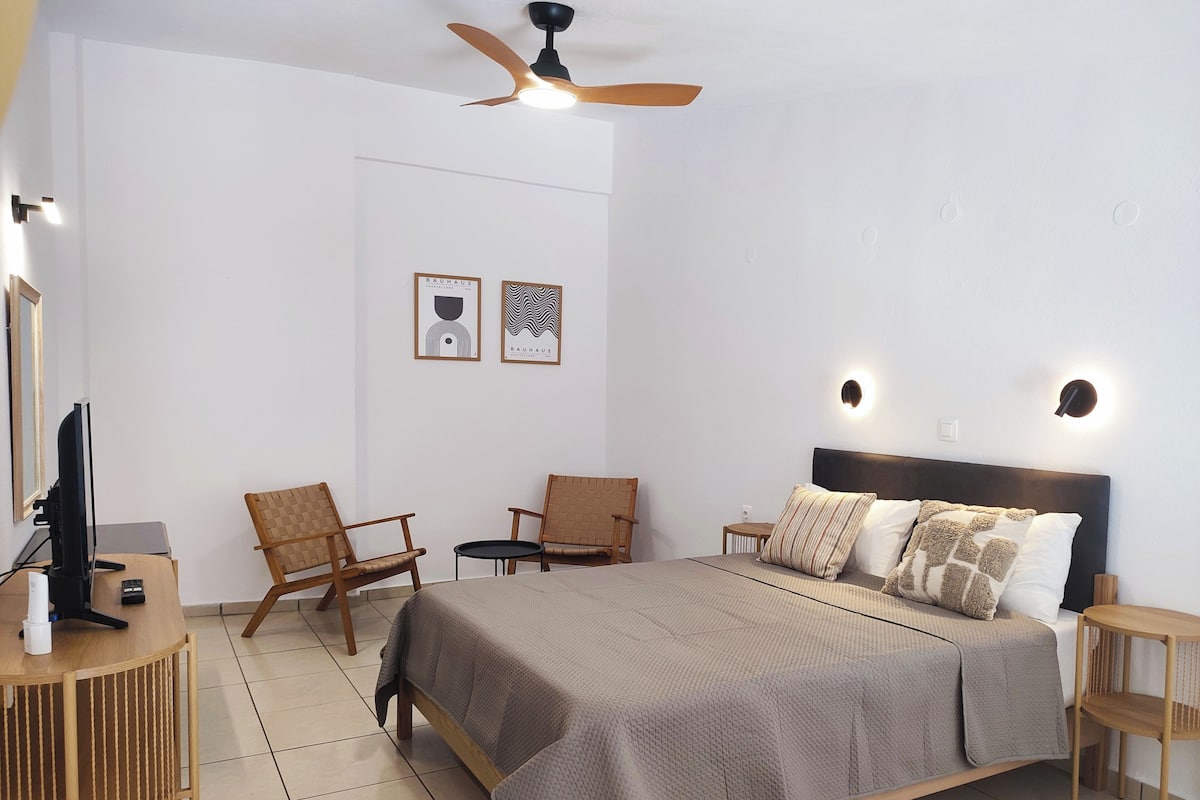 In-room safe, iron/ironing board, free WiFi, wheelchair access