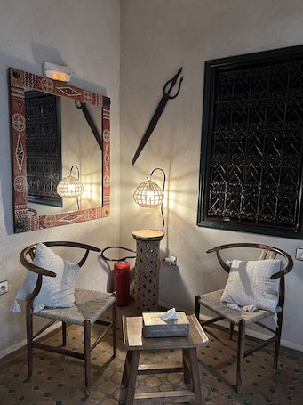Lobby sitting area. Riad Andalla