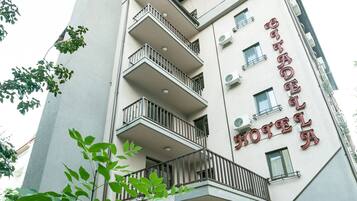 Fachada da propriedade