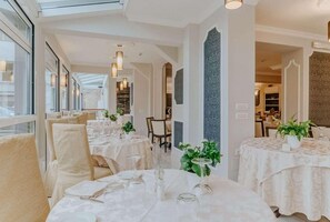 Dining - Flora Hotel (Stresa)