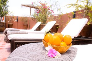 Sun deck