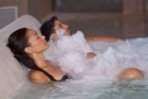 Sauna, hot tub, steam room, body treatments, body wraps, body scrubs - Berga Resort - The Mountain - Wellness Center -spa (Berga)