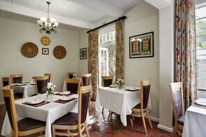 Restaurant - Rivierbos Guest House (Stellenbosch)