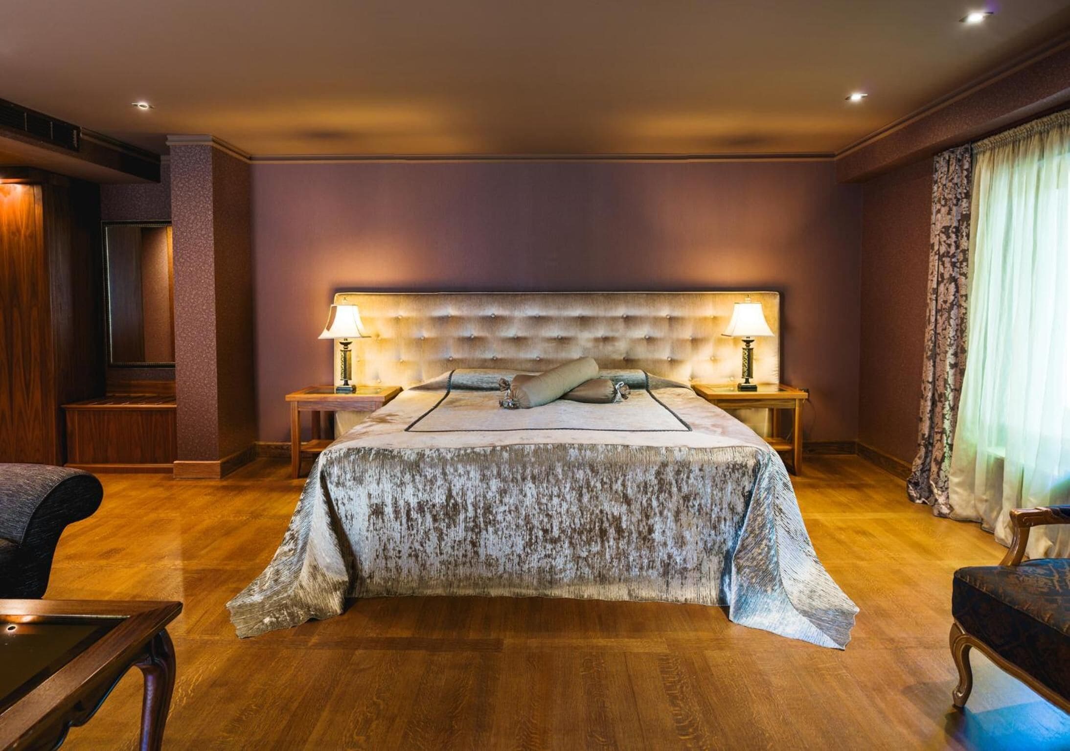 Dobbeltrom – deluxe | Minibar, skrivebord, lydisolert og strykejern/-brett